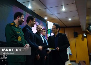 آیین تجلیل از ناشران و فعالان فرهنگی حوزه کتاب و کتابخوانی استان مازندران