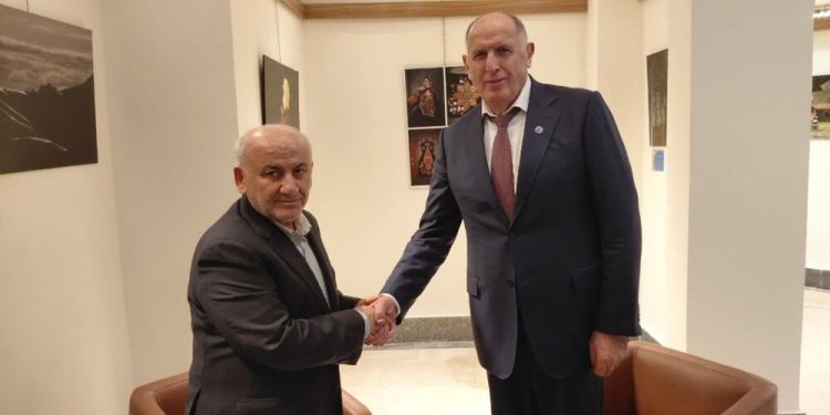 استاندار بر توسعه همکاری‌های اقتصادی، فرهنگی و گردشگری مازندران و داغستان تاکید کرد