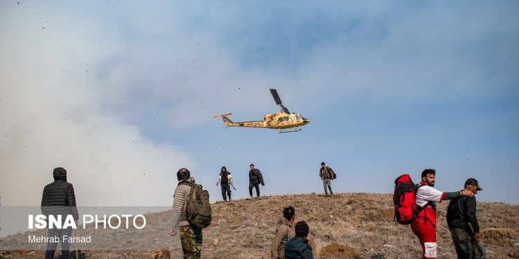 اعزام سه فروند بالگرد وزارت دفاع برای کمک به اطفای حریق جنگل‌های شمال