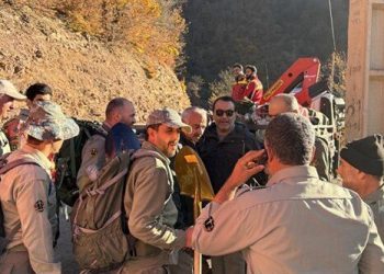  اعزام محیط‌بانان تازه‌نفس از چهار استان برای مهار آتش الیت