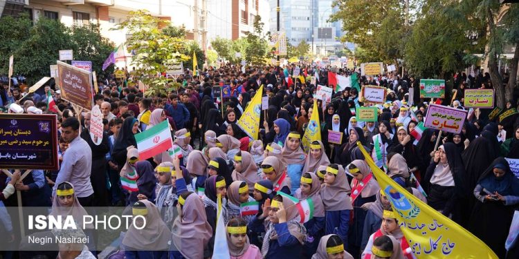 ایسنا - راهپیمایی گرامیداشت روز ۱۳ آبان