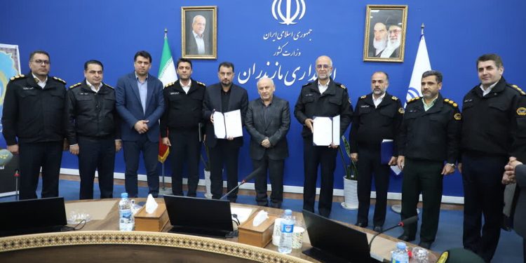 تفاهم‌نامه اجرایی شماره‌گذاری ویژه خودروهای پلاک منطقه آزاد در مازندران امضا شد 