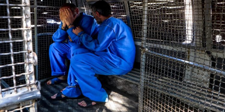 سه عضو شورای شهر و روستا در رامسر به اتهام اختلاس دستگیر شدند