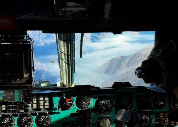 عملیات گسترده نیروی هوافضای سپاه برای اطفای حریق جنگل‌های هیرکانی الیت