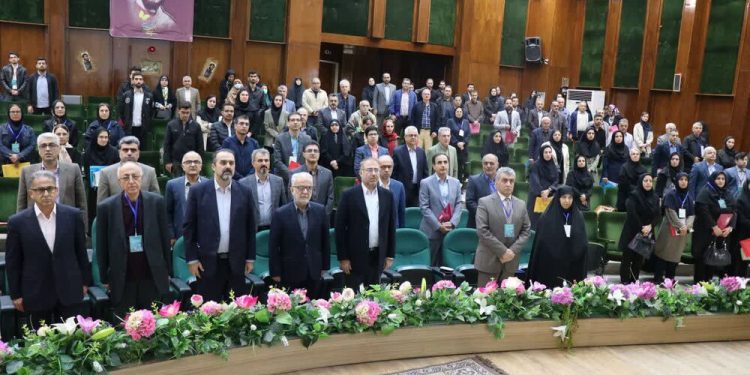 مشاور رئیس‌جمهور: آموزش پزشکی کشور نه‌تنها در خاورمیانه، بلکه در آسیا پرچمدار است