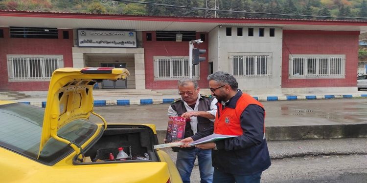 کنترل ناوگان عمومی در محور‌های مازندران ادامه دارد