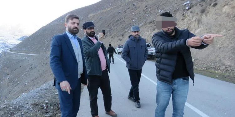 اعتراف پسر جوان به قتل پدر در پرونده سقوط مرگبار خودرو در لاریجان