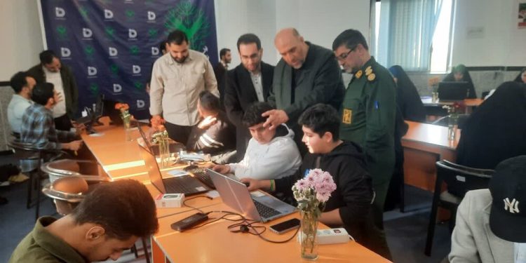 رقابت فعالان مجازی در هفتمین رویداد تولید محتوای دیجیتال بسیج در آمل