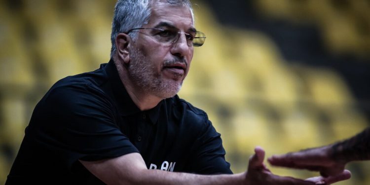 سرمربی بسکتبال استقلال: خوب شد باختیم!