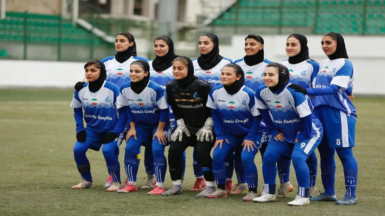 صعود زودهنگام وارش با گلباران حافظ شیراز + فیلم