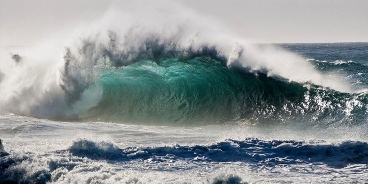 ممنوعیت قایقرانی و صیادی در دریای خزر