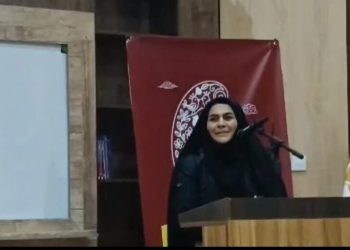 نخستین نشست ادبی «شعر مادر» در قائمشهر برگزار شد