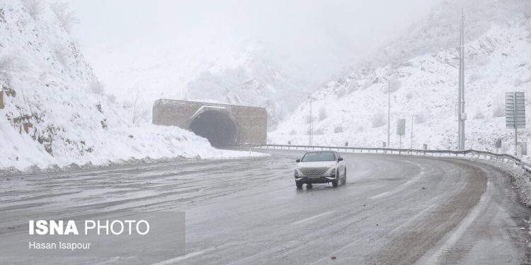 هشدار نارنجی در مازندران؛ راهداران در آماده‌باش کامل