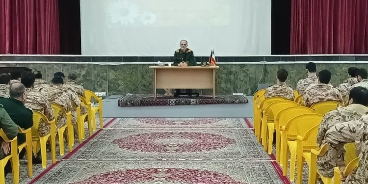 مردم آمل نسخه سال ۶۰ دشمن برای تجزیه میهن اسلامی را در هم پیچیدند