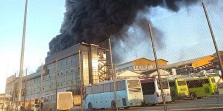 وقوع آتش سوزی در کارخانه کاله آمل