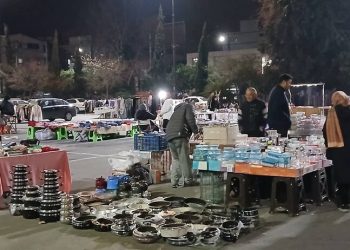 گزارش میدانی ایسنا از فعالیت بازار ساری در شامگاه ۲۸ دی