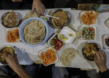 الگوی علمی تغذیه در رمضان؛ از افطار سبک تا سحری هوشمندانه