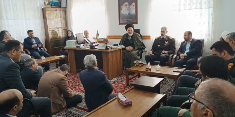 امام جمعه نوشهر: مردم نیازمند خدمت‌رسانی صادقانه و مناسب مسئولان هستند