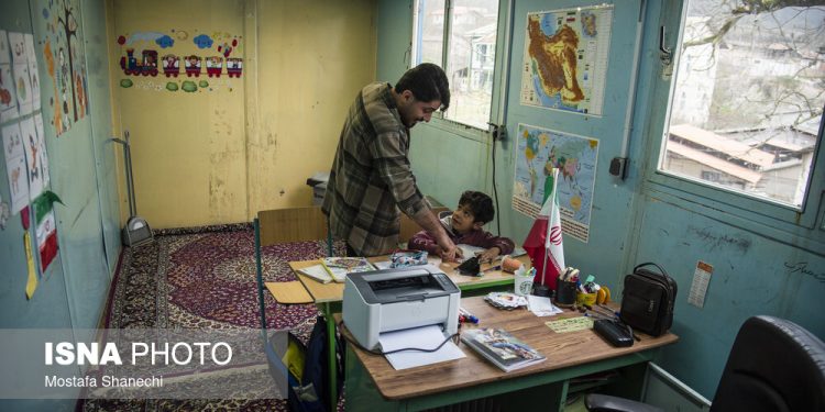 دبستان الیرد؛ مدرسه ای با یک دانش آموز