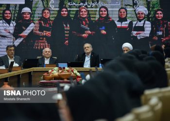 نشست بانوان مازندرانی با پزشکیان؛ از بیان مطالبات تا بهره‌گیری عادلانه از ظرفیت زنان