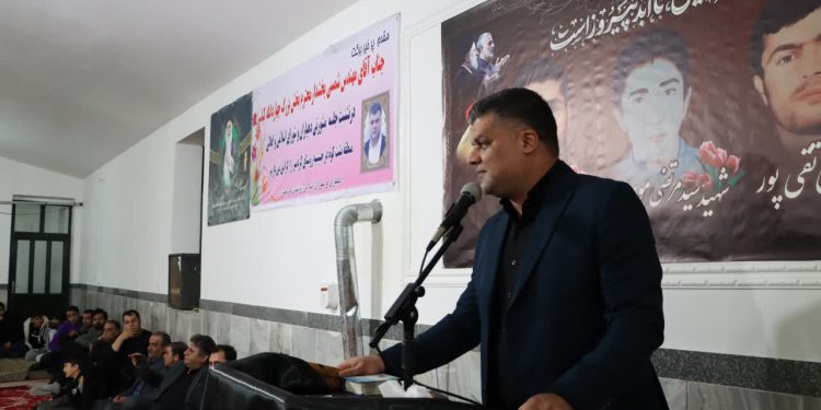 برگزاری نشست مشورتی بخشدار چهاردانگه با دهیاران و مردم دهستان پشتکوه