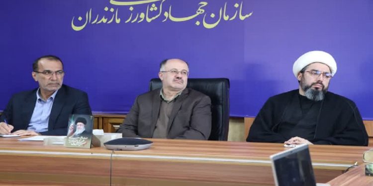 برخورد قاطع با سودجویان بازار و تداوم خدمت‌رسانی در تعطیلات نوروز