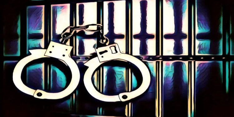 دستگیری زوج کلاهبردار رسید ساز جعلی در آمل