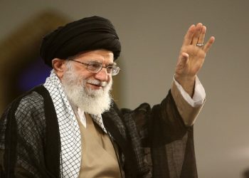 دیار علویان داغدار رهبر معظم انقلاب + فیلم
