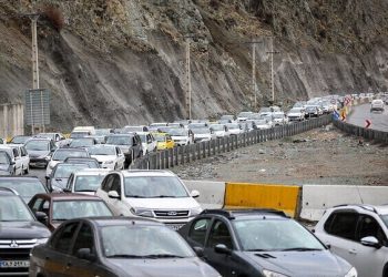 ترافیک در جاده چالوس و هراز سنگین است