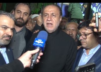 مجلس مطالبات مردم را در قالب قانون پیگیری می‌کند