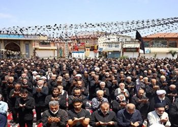 اقامه نماز ظهر عاشورا در مازندران