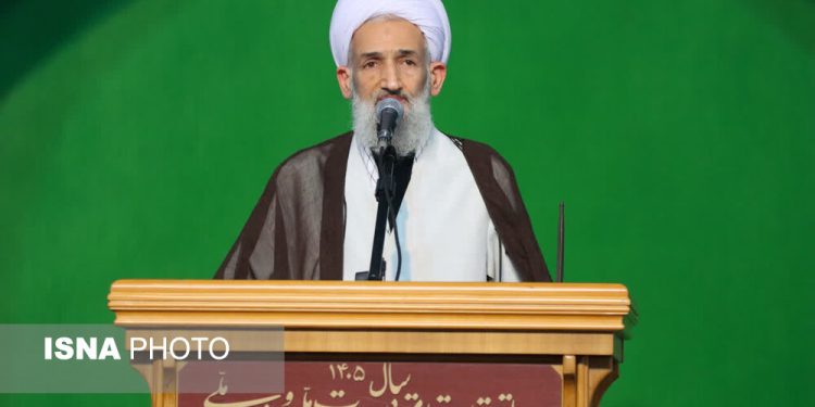 امام جمعه ساری: مردم و مسئولان با ایستادگی، وحدت و روشن‌بینی نقشه شوم دشمن را خنثی می‌کنند