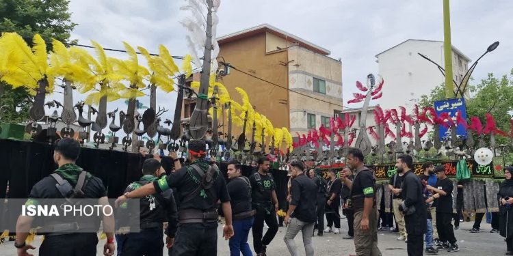 عاشورای حسینی در نور؛ اجتماع عزاداران و طنین نوای «یا حسین» در شهر