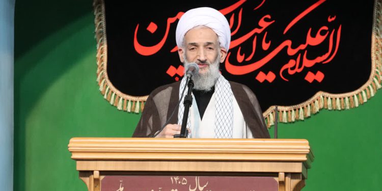 امام جمعه ساری: دوران یاغی‌گری آمریکا تمام شده است