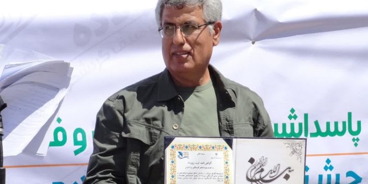 گفت و گو با عین الله آزموده / جشنواره هلی‌ترشی بالاده به ایستگاه پنجم رسید.