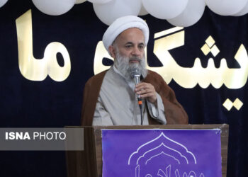 امام جمعه بابل: خطر اصلی دوران غیبت، عادت کردن به نبود محسوس امام است