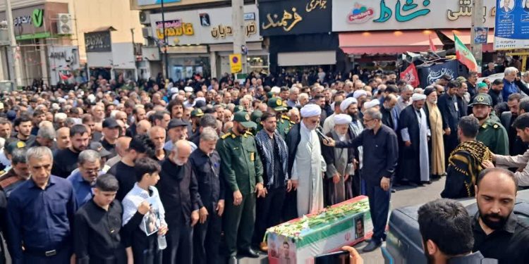 تشییع پیکر شهید مهدی یعقوبی در بهشهر؛ ادای احترام مردم به مدافع امنیت