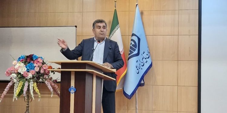 نماینده مجلس: وحدت ملی تنها راه عبور از تهدیدات دشمن است