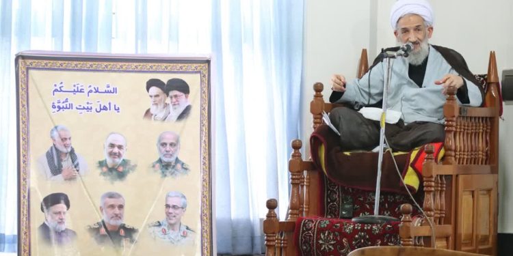 نماینده ولی فقیه در مازندران: دشمنان امروز همان منافقان صدر اسلام هستند