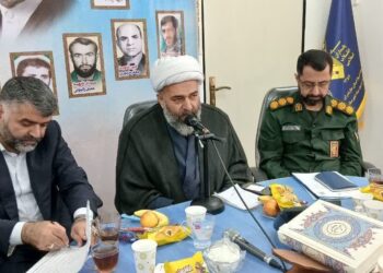 امام جمعه نور: حضور مردم مهم‌ترین پشتوانه کشور در برابر تهدیدهاست