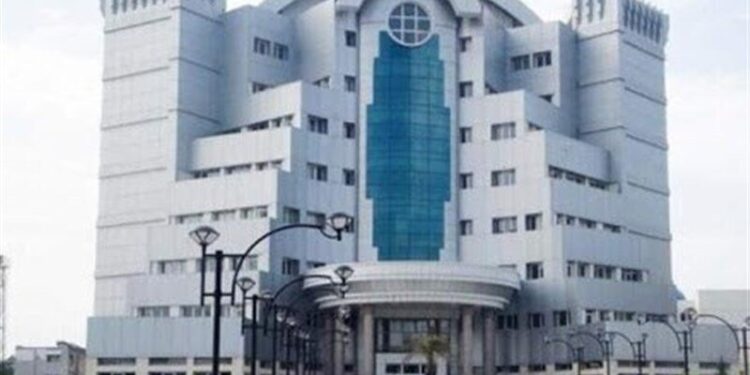 با رای اعضای شورا، سرپرست جدید شهرداری ساری معرفی شد