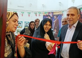 نمایشگاه نقاشی در مجتمع فرهنگی و هنری بهشهر گشایش یافت