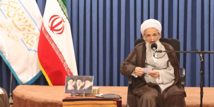 نماینده ولی فقیه در مازندران: آزادی نامشروع موجب افزایش سرمایه اجتماعی نمی‌شود