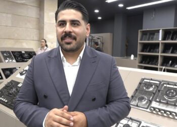 گسترش وی‌کابین به شمال؛ وعده ۷۲ اشتغال مستقیم با قیمت‌های دلاریِ ثابت