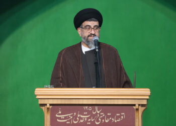 امام‌جمعه ساری: اگر نفت ایران صادر نشود هیچ کشتی نفتی از خلیج فارس عبور نمی‌کند