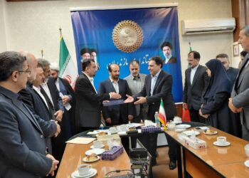 تعرفه واردات خودروهای منطقه آزاد مازندران ۵۰ درصد کمتر از استان‌های مجاور است