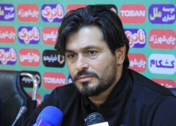 دقیقی: درک می‌کنم که نساجی برای مردم شهر مهم است اما باید به من زمان بدهند