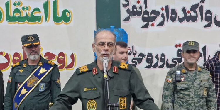 سردار میرشکار: میدان جان‌فدایی فقط عرصه نظامی نیست
