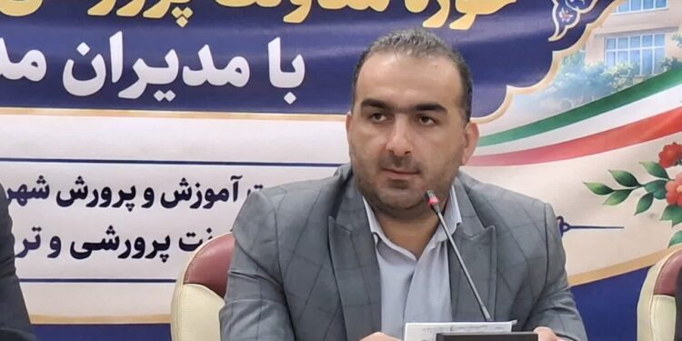 فرماندار میاندورود: آینده ایران در گرو جامعه فرهنگیان است