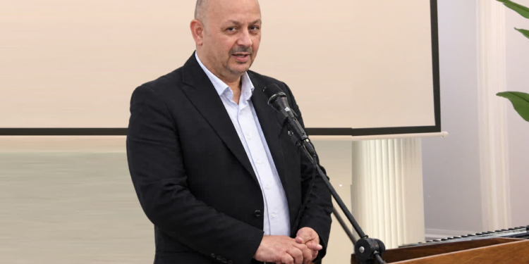 مشارکت آگاهانه مردم؛ نیاز امروز مدارس آمل